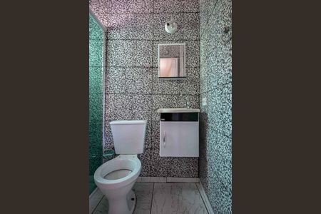 Casa à venda com 100m², 3 quartos e 4 vagasBanheiro Suíte 