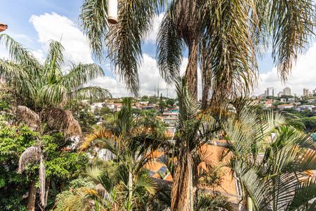 Casa à venda com 350m², 5 quartos e 4 vagas Casa à venda com 350m², 5 quartos e 4 vagasVaranda dos Quartos 1, 2 e 3