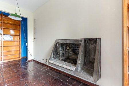 Casa à venda com 350m², 5 quartos e 4 vagas Casa à venda com 350m², 5 quartos e 4 vagasSala 2