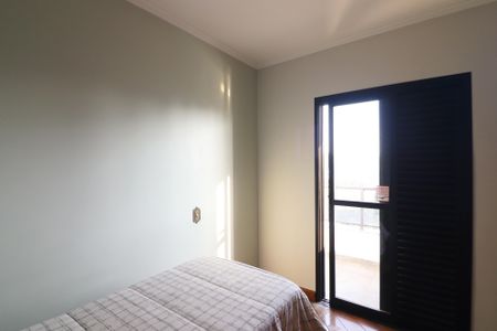 Apartamento à venda com 97m², 3 quartos e 2 vagasQuarto 3