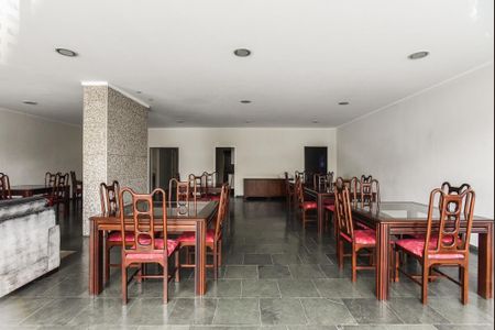 Apartamento à venda com 97m², 3 quartos e 2 vagas Apartamento à venda com 97m², 3 quartos e 2 vagasÁrea comum - Salão de festas