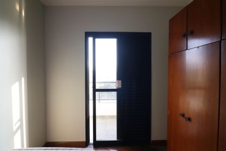 Apartamento à venda com 97m², 3 quartos e 2 vagasQuarto 3
