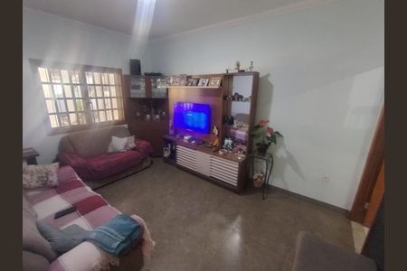 Foto 06 de casa à venda com 3 quartos, 80m² em Lúcio de Abreu, Contagem