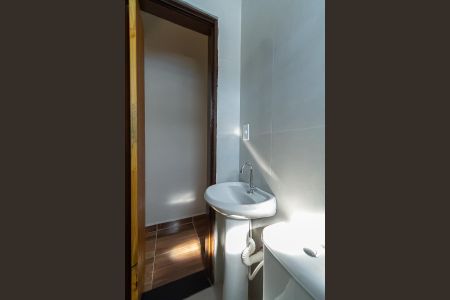Banheiro de casa para alugar com 1 quarto, 30m² em Alves Dias, São Bernardo do Campo