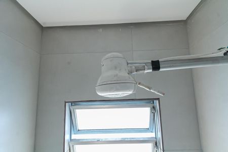 Banheiro de casa para alugar com 1 quarto, 30m² em Alves Dias, São Bernardo do Campo
