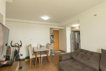 Sala de apartamento para alugar com 2 quartos, 60m² em Campina do Siqueira, Curitiba
