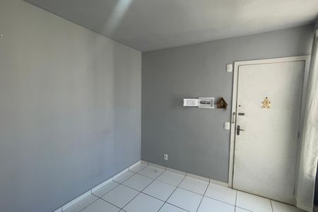 Sala de apartamento para alugar com 2 quartos, 47m² em Jardim Gramacho, Duque de Caxias