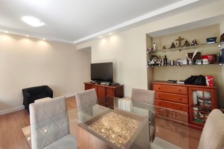 Sala de apartamento à venda com 3 quartos, 82m² em Jardim do Lago, Campinas