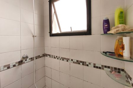 Apartamento à venda com 82m², 3 quartos e 2 vagas Apartamento à venda com 82m², 3 quartos e 2 vagasBanheiro Suíte