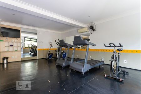 Apartamento à venda com 82m², 3 quartos e 2 vagas Apartamento à venda com 82m², 3 quartos e 2 vagasÁrea comum - Academia