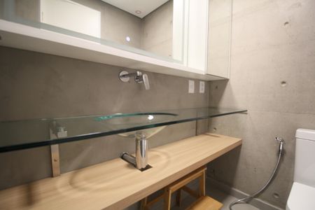 Apartamento para alugar com 68m², 2 quartos e 2 vagasBanheiro Social