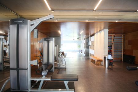 Apartamento para alugar com 68m², 2 quartos e 2 vagasÁrea comum - Academia