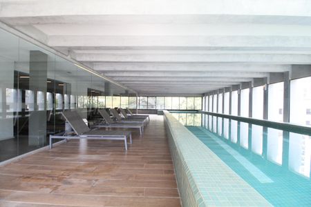 Apartamento para alugar com 68m², 2 quartos e 2 vagasÁrea comum - Piscina