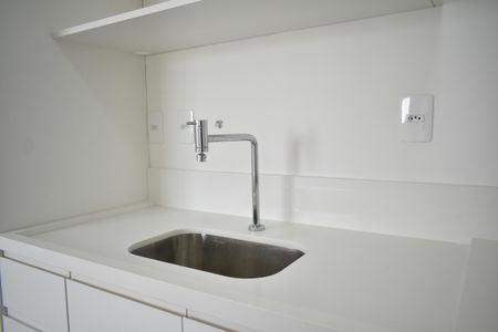 Apartamento para alugar com 28m², 1 quarto e 1 vagaSala/Cozinha