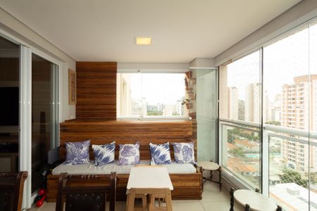 Apartamento para alugar com 113m², 3 quartos e 2 vagasVaranda