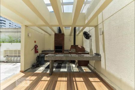 Apartamento à venda com 183m², 3 quartos e 3 vagas Apartamento à venda com 183m², 3 quartos e 3 vagasÁrea comum - Churrasqueira