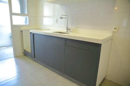 Apartamento à venda com 183m², 3 quartos e 3 vagasCozinha 