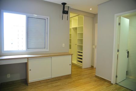 Apartamento à venda com 183m², 3 quartos e 3 vagasSuíte 1 