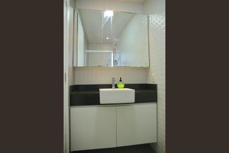 Apartamento à venda com 183m², 3 quartos e 3 vagasSuíte 1 - Banheiro 