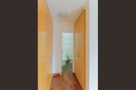 Apartamento para alugar com 116m², 3 quartos e 2 vagas Apartamento para alugar com 116m², 3 quartos e 2 vagasSuíte