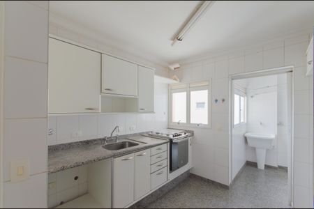 Apartamento para alugar com 116m², 3 quartos e 2 vagas Apartamento para alugar com 116m², 3 quartos e 2 vagasCozinha