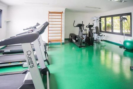 Apartamento para alugar com 116m², 3 quartos e 2 vagas Apartamento para alugar com 116m², 3 quartos e 2 vagasÁrea comum - Academia
