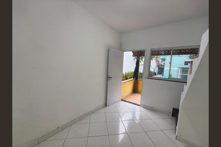 Casa para alugar com 2 quartos, 60m² em Curicica, Rio de Janeiro