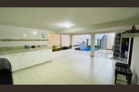 Casa à venda com 360m², 3 quartos e 3 vagasFoto 16