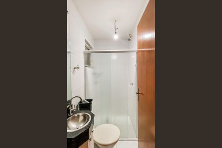 Casa de condomínio à venda com 130m², 3 quartos e 2 vagasBanheiro da Suíte