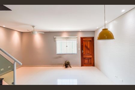 Sala de casa de condomínio à venda com 3 quartos, 130m² em Vila Ré, São Paulo