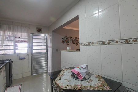 Casa à venda com 200m², 3 quartos e 3 vagas Casa à venda com 200m², 3 quartos e 3 vagasCozinha