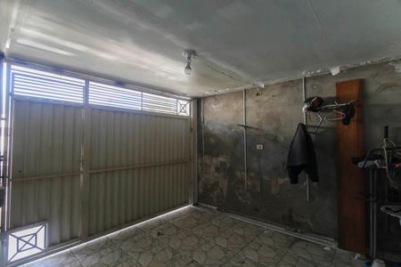 Casa à venda com 200m², 3 quartos e 3 vagas Casa à venda com 200m², 3 quartos e 3 vagasGaragem 2