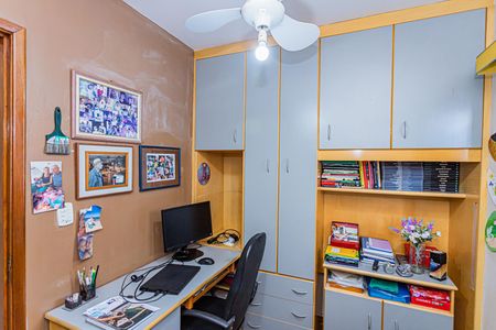 Casa à venda com 140m², 3 quartos e 3 vagas Casa à venda com 140m², 3 quartos e 3 vagasQuarto 2