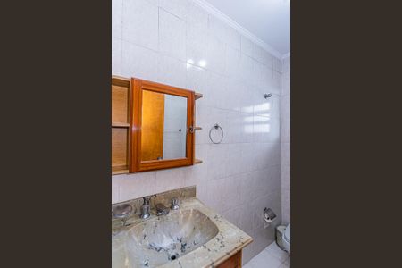 Casa à venda com 140m², 3 quartos e 3 vagas Casa à venda com 140m², 3 quartos e 3 vagasBanheiro