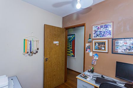 Casa à venda com 140m², 3 quartos e 3 vagas Casa à venda com 140m², 3 quartos e 3 vagasQuarto 2