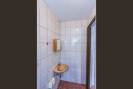 Casa à venda com 140m², 3 quartos e 3 vagas Casa à venda com 140m², 3 quartos e 3 vagasBanheiro de serviço