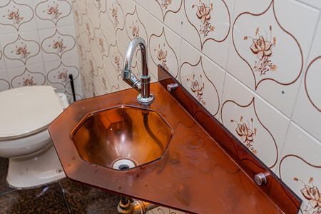 Casa à venda com 140m², 3 quartos e 3 vagas Casa à venda com 140m², 3 quartos e 3 vagasLavabo