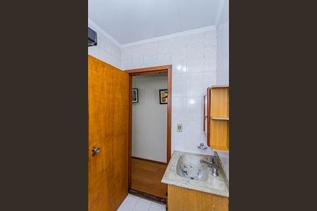 Casa à venda com 140m², 3 quartos e 3 vagas Casa à venda com 140m², 3 quartos e 3 vagasBanheiro