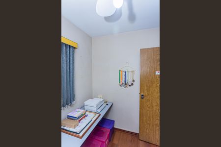 Casa à venda com 140m², 3 quartos e 3 vagas Casa à venda com 140m², 3 quartos e 3 vagasQuarto 2