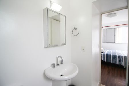 Apartamento à venda com 77m², 2 quartos e 1 vagaBanheiro da Suíte 