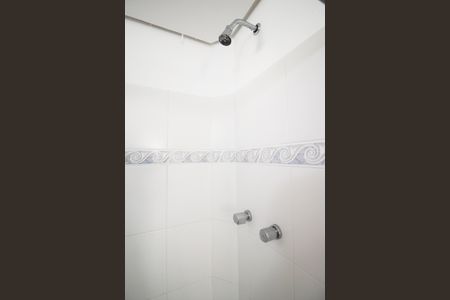 Apartamento à venda com 77m², 2 quartos e 1 vagaBanheiro