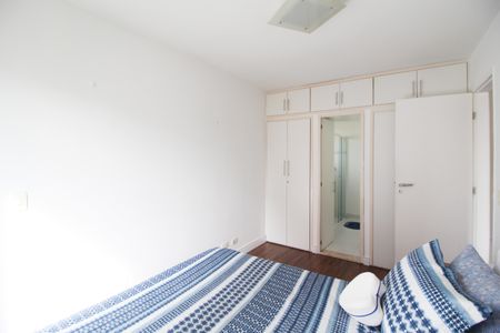 Suíte  de apartamento à venda com 2 quartos, 77m² em Planalto Paulista, São Paulo