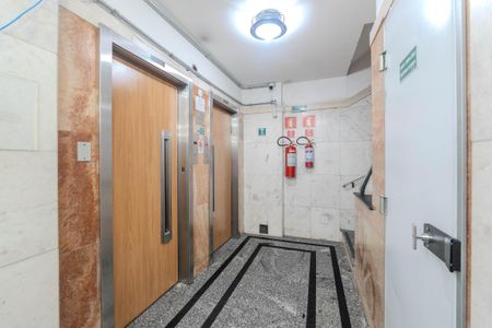 Apartamento para alugar com 30m², 1 quarto e sem vaga Apartamento para alugar com 30m², 1 quarto e sem vagaHall de entrada