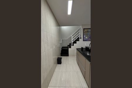 Apartamento à venda com 140m², 2 quartos e 2 vagasCozinha