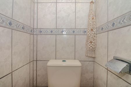 Casa à venda com 170m², 3 quartos e 2 vagas Casa à venda com 170m², 3 quartos e 2 vagasLavabo