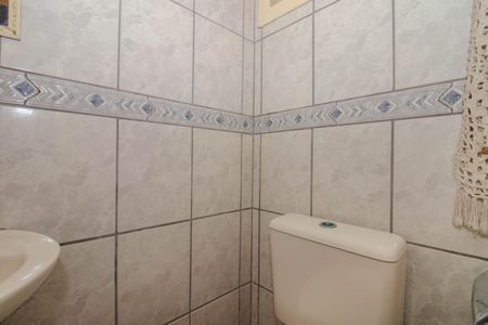 Casa à venda com 170m², 3 quartos e 2 vagas Casa à venda com 170m², 3 quartos e 2 vagasLavabo