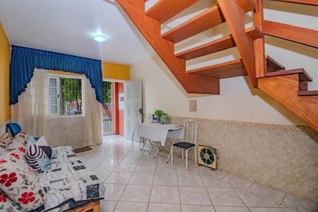 Sala de casa à venda com 3 quartos, 170m² em Floresta, Porto Alegre