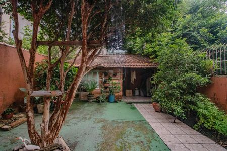 Casa à venda com 170m², 3 quartos e 2 vagas Casa à venda com 170m², 3 quartos e 2 vagasDepósito