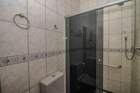 Casa à venda com 170m², 3 quartos e 2 vagas Casa à venda com 170m², 3 quartos e 2 vagasBanheiro da Suíte