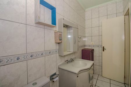Casa à venda com 170m², 3 quartos e 2 vagas Casa à venda com 170m², 3 quartos e 2 vagasBanheiro Social